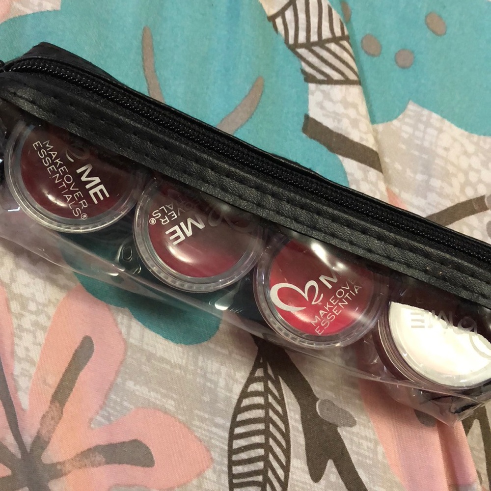 Lip color